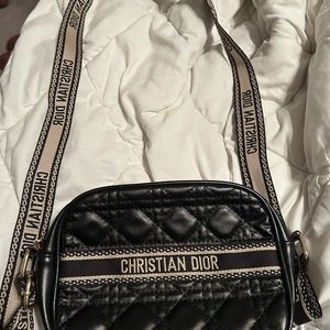 CD purse never used;was a gift price reflects question; could be nice for a teen